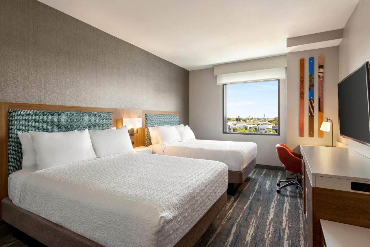 Hampton Inn & Suites San Mateo-San Francisco Airport Bagian luar foto